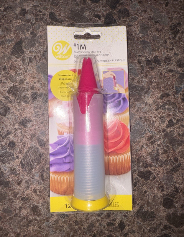 Wilton 1M Open Star Plastic Piping Tips/Nozzles, Easy Clean, 12 Pack