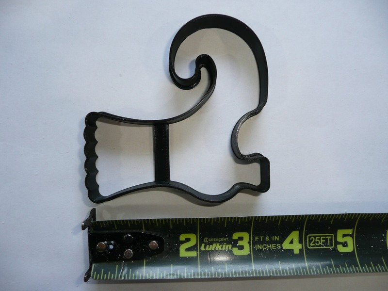 WITCH BOOT FOOT OUTLINE HALLOWEEN COOKIE CUTTER USA PR5225 gallery