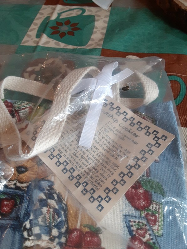 Kay Dee Designs Bear Apple Cookie Bag Friendship Recipe Mini Heart Cookie Cutter gallery