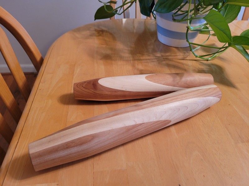 Set of 2 Wooden Decorative French-style Rolling Pins for Baking & Confectionary