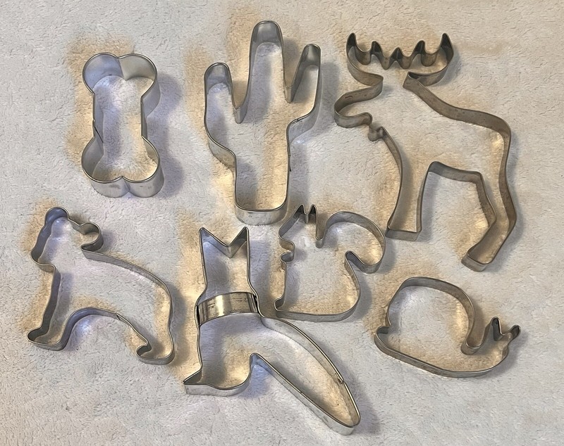 7 Metal Mix Cookie Cutters gallery