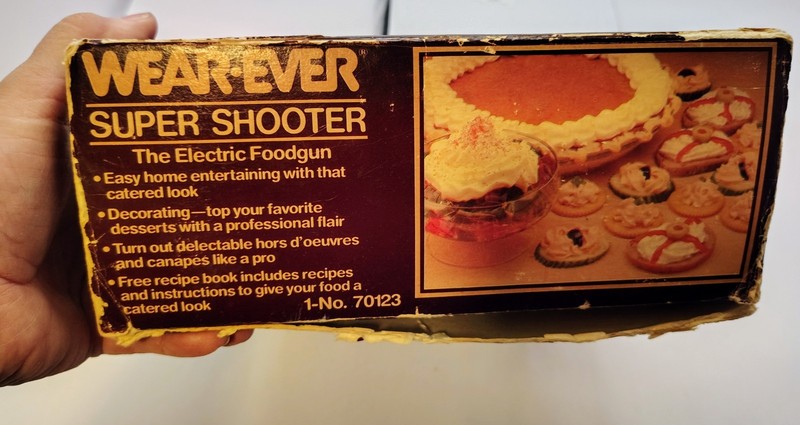 Vintage Wear-Ever Super Shooter Electric Food Gun Cookie Press 70123 - Complete gallery