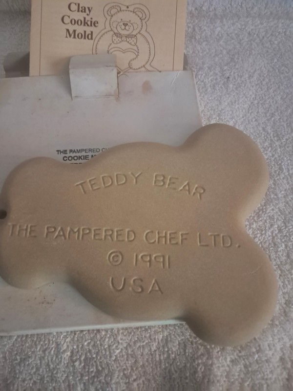 Pampered Chef Clay Cookie Mold Teddy Bear 1991 Vintage