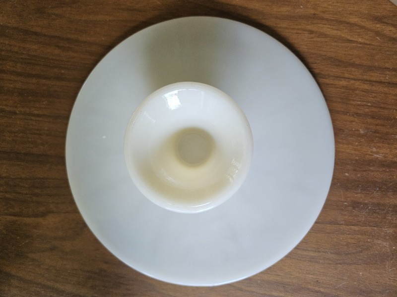 Anchor Hocking 10.5" Ivory Milk & Gold Glass Cake Stand Pedestal MCM Starburst gallery