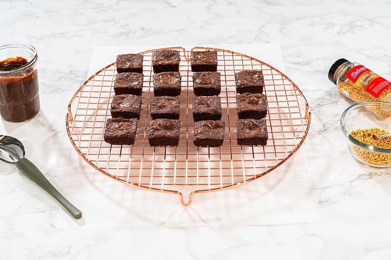 Silicone Brownie Pan with Dividers - 15 Cavities gallery