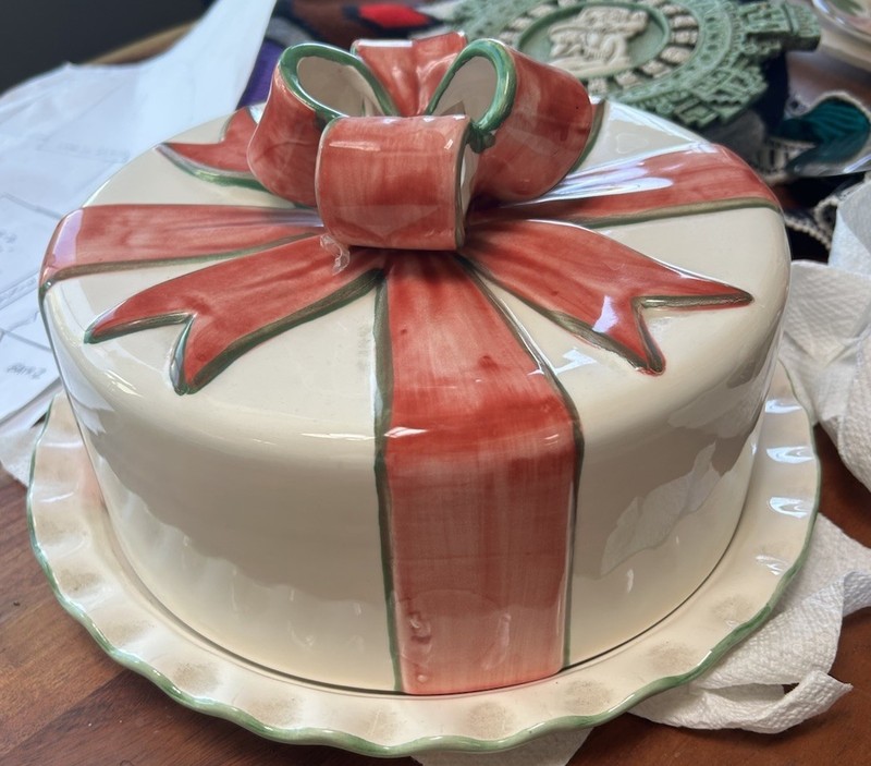 Vtg Alabaster Ribbons and Bows Ceramic Cake Dessert Plate Cover 1996 Portugal
