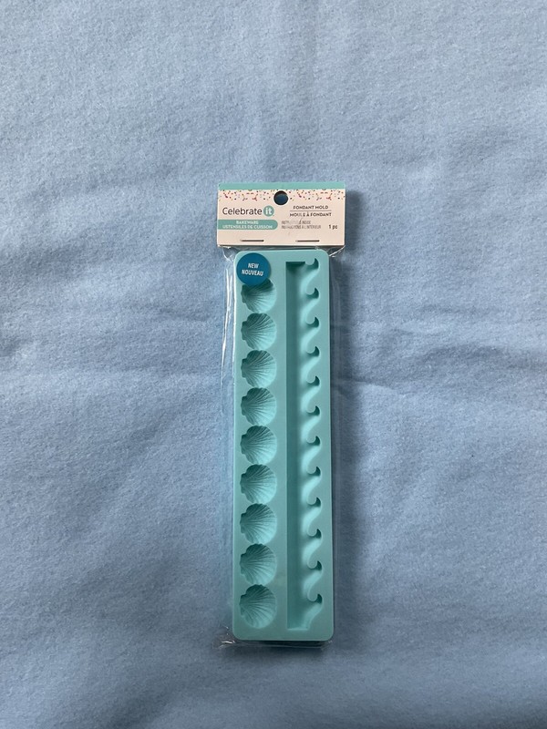 Silicone Fondant sea shell and wave Design 8″ X 2″ NEW Celebrate It