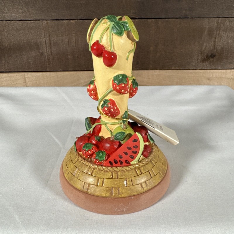 Shaker Hearth Cookie Press Strawberries Cherries Watermelon W/Recipe Booklet 3″