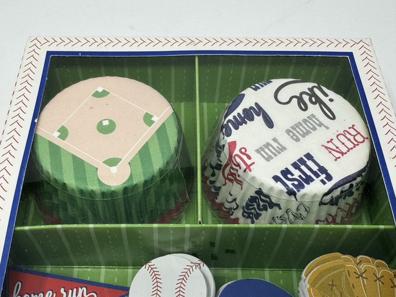 VTG Meri Meri CUPCAKE DECORATIONS KIT Home Run BASEBALL Liners Wrappers Toppers gallery