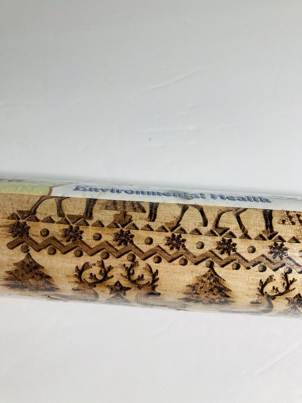 17” Embossed Wooden Rolling Pin, Engraved Snow Flakes Reindeer Xmas Tree NEW NIP gallery