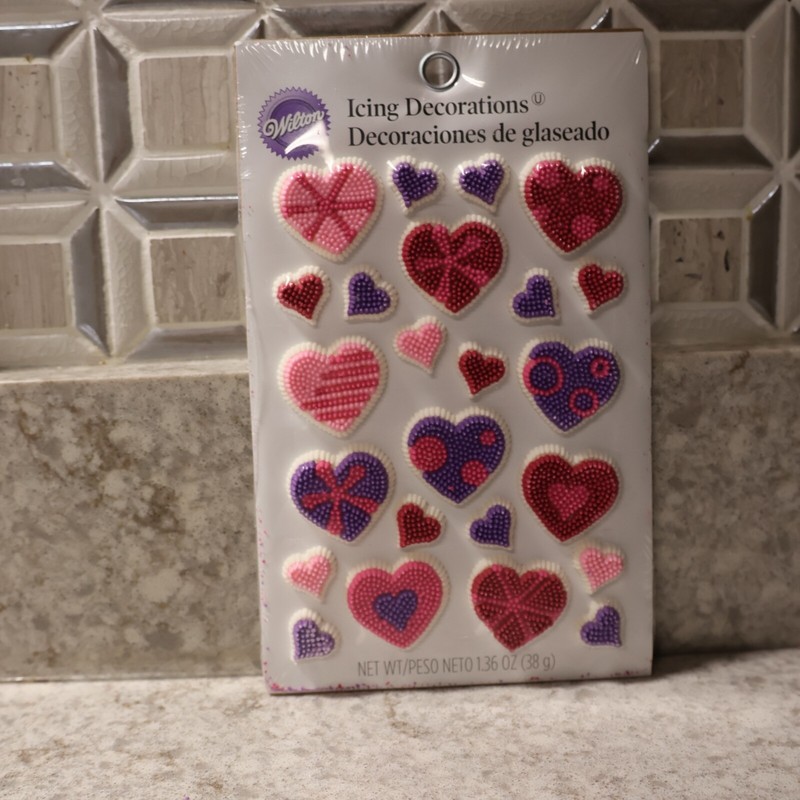 vtg WILTON Heart ICING DECORATIONS (expired?) old stock 2010