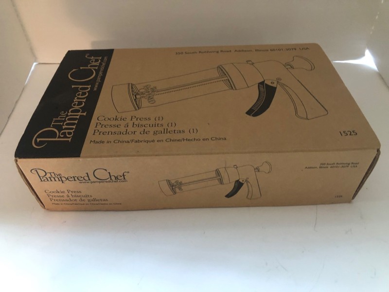 Pampered Chef Cookie Press 1525 Retired 16 Disks Design All Occasion Cards gallery