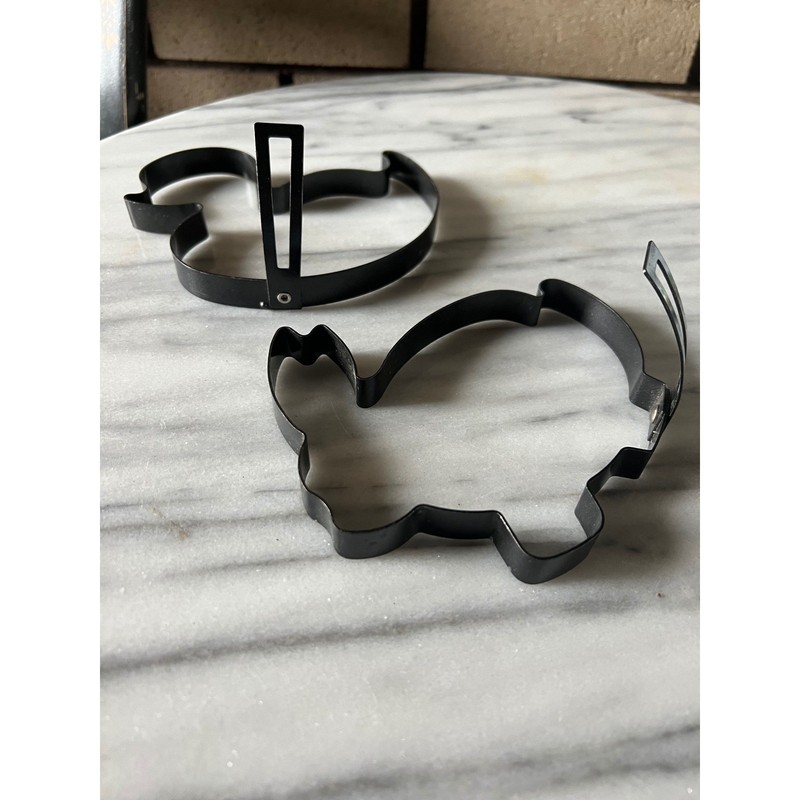 Easter Pancake Egg Molds Set of 2 Bunny and Duck Black Metal with Handles gallery