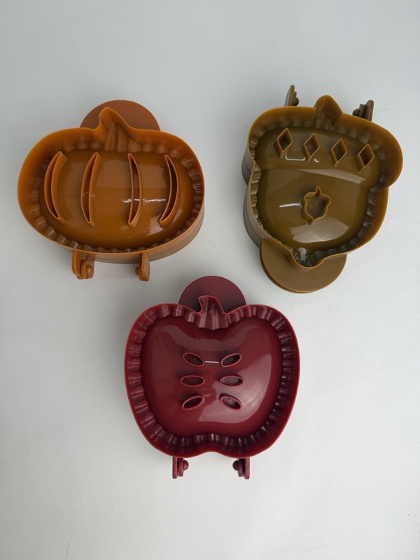 Williams Sonoma Baking Autumn Mini Pies Molds Create Pumpkin Acorn Apple Shapes gallery