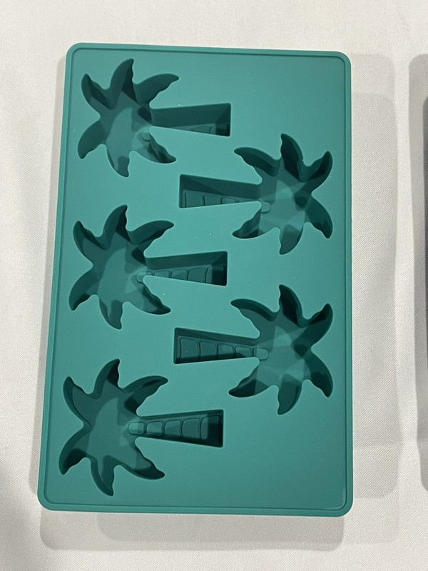 11 Cavity Silicone Molds Fondant Candy, Soap Molds- Pineapples & Palm Trees gallery