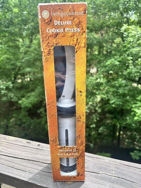 livingQUARTERS Deluxe Cookie Press Set 20 Discs 6 Tips Dishwasher Safe