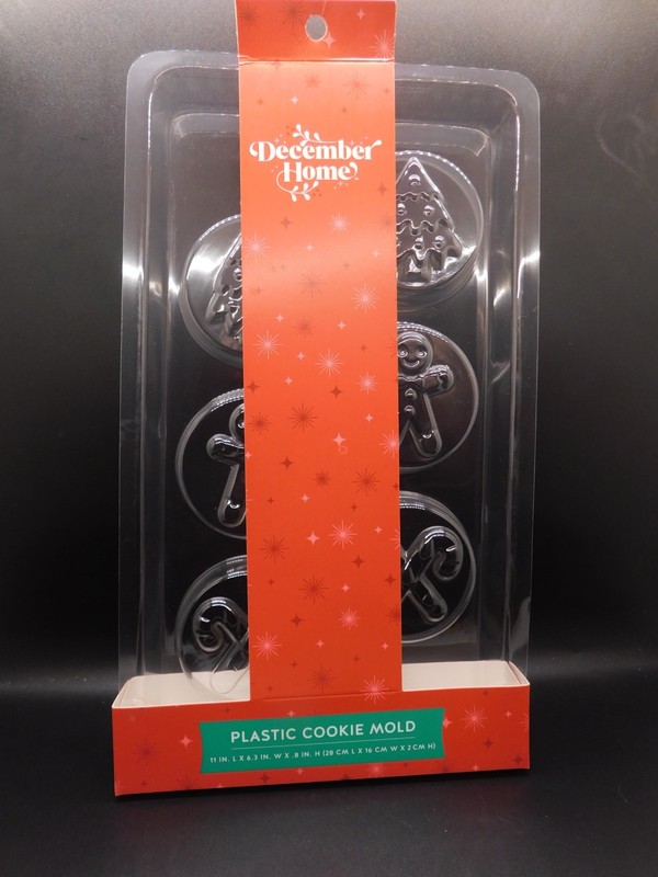 December Home plastic cookie mold 11″Lx6.3″Wx0.8″H christmas themed