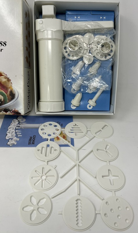HUTZLER GERDA Easy Action Cookie Press & Food Decorator #695 W. Germany Complete gallery