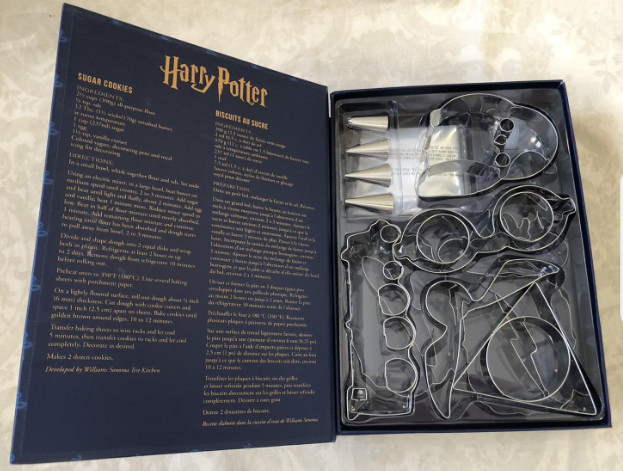 Williams Sonoma Wizarding World Harry Potter Cookie Baking Kit New in Box gallery