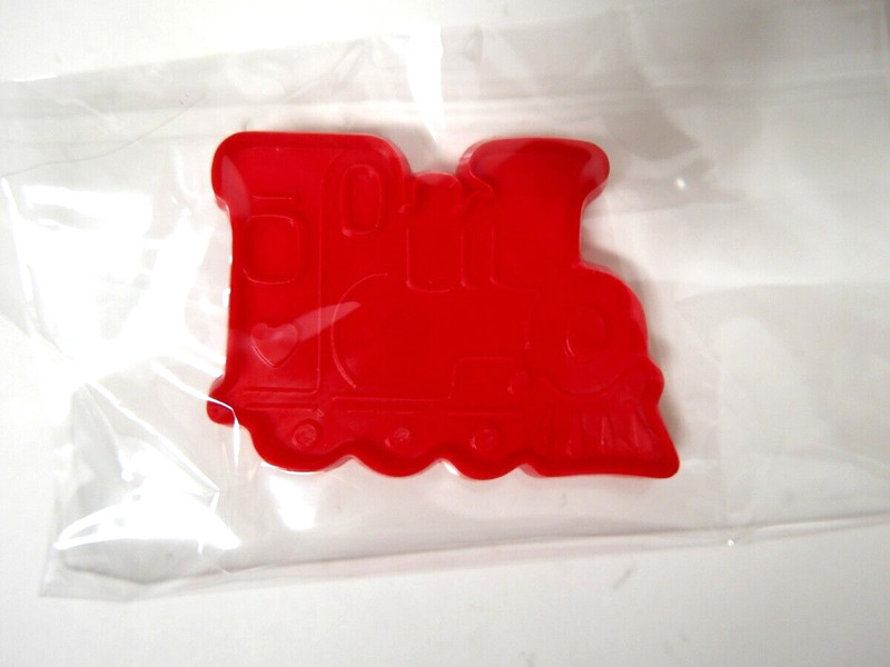 Adorable Christmas Train Cookie Cutter or Biscuit Cutters Plastic 3.25″ W