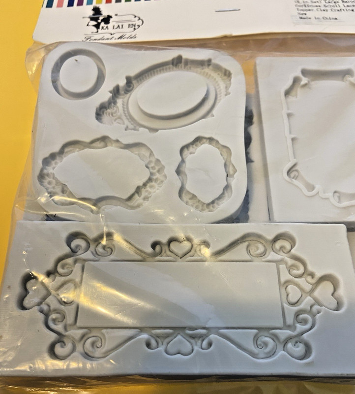 (5) PIECE BAROQUE CURLICUES LARGE SCROLL LACE FRAME FONDANT MOLDS gallery