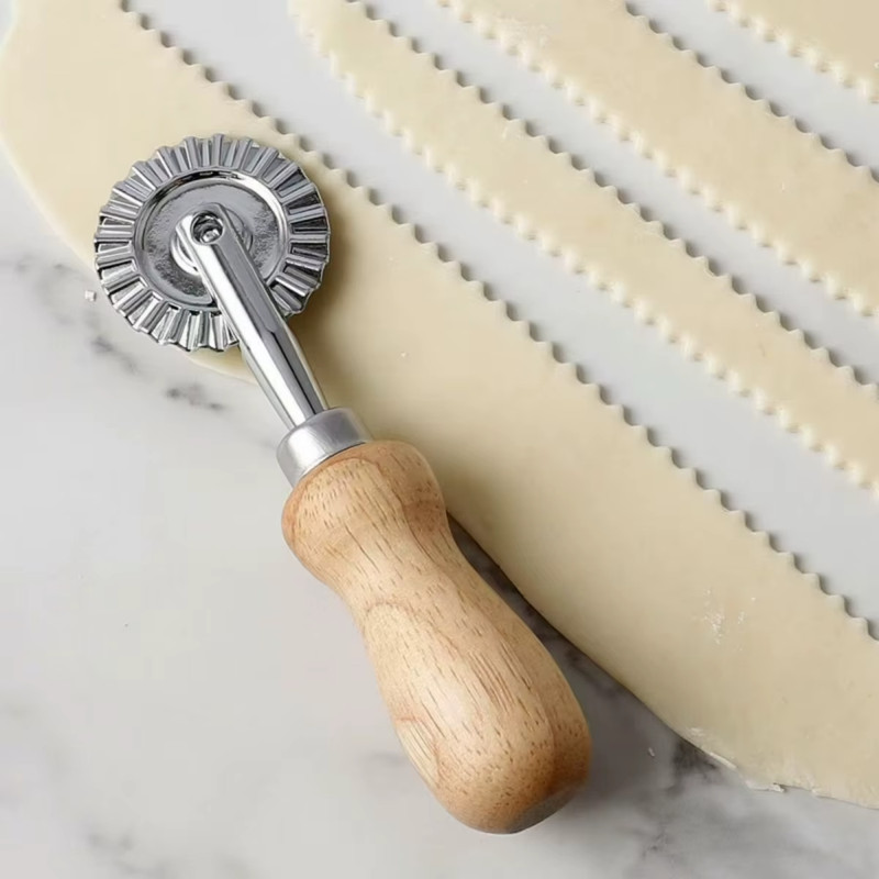 Multi Function Pastry Cutter Pizza Roller Knife Baking Edge Wheel Zinc Alloy