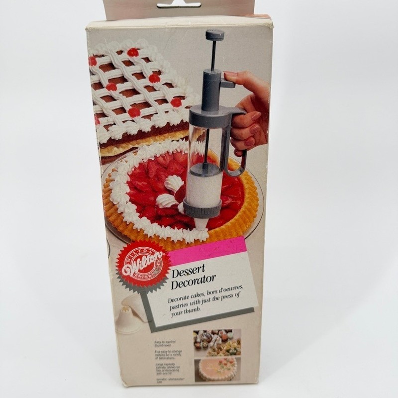 VTG Wilton Dessert Decorator Circa 1989 w/ 5 Nozzles Christmas Cookies Frosting gallery