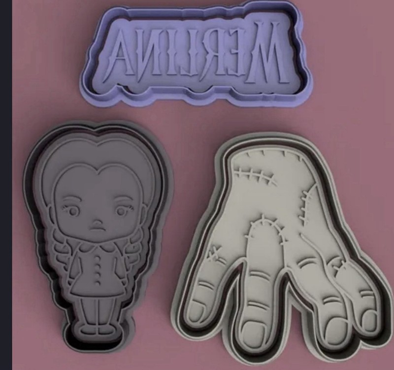 WEDNESDAY ADDAMS cookie cutter set