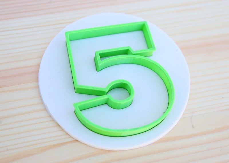 Number Five Digit 5 Cookie Fondant Cutter Cake Mould Large size 8cm Height gallery
