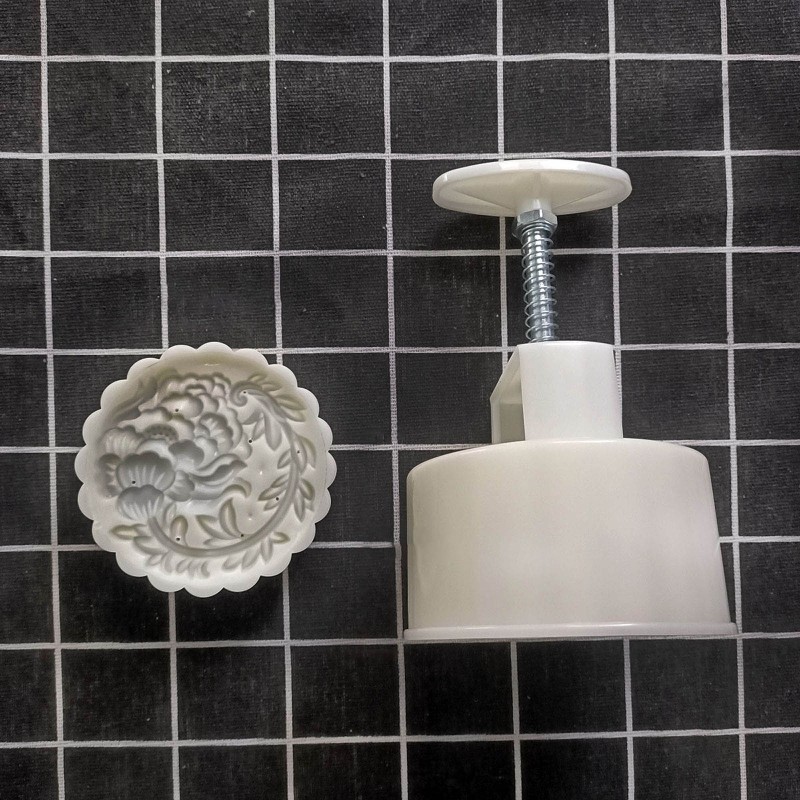 200g Plastic Mooncake Moulds Grape Tulip Shaped 3D DIY Mooncake Stamps Moulds gallery