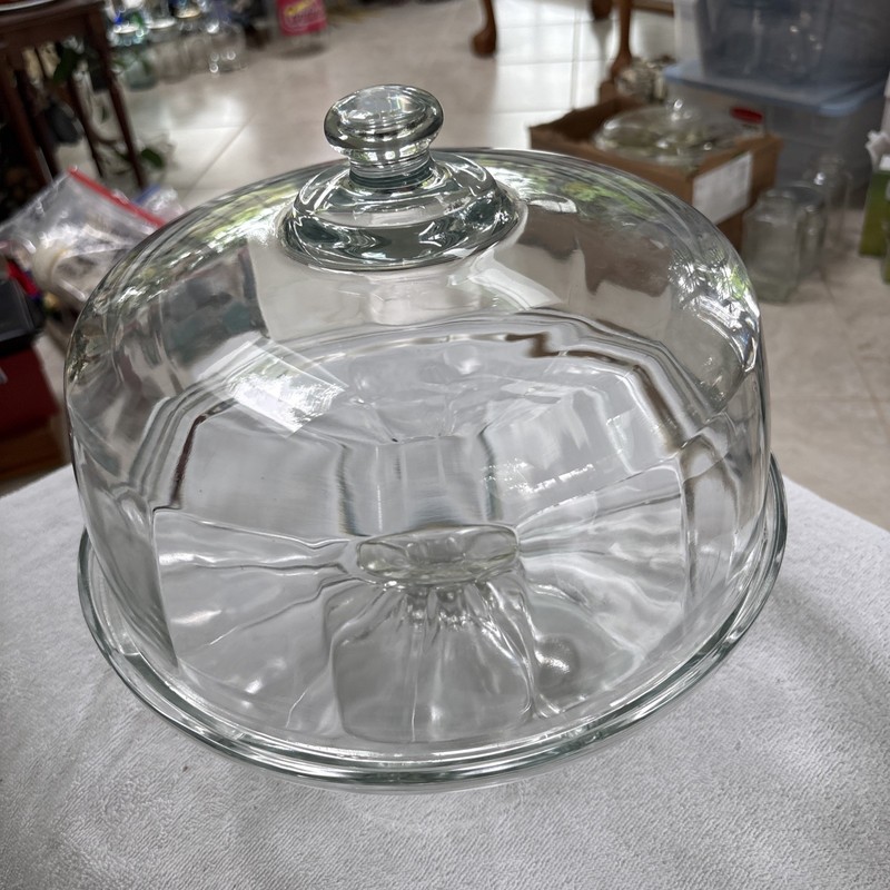 1 CLEAR GLASS ROUND Cake Stand With Lid In A Paneled Design gallery