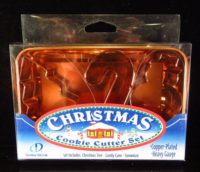 Wilton Cookie Cutter Gingerbread Family, NOEL, Global Decor Christmas Set in Box gallery