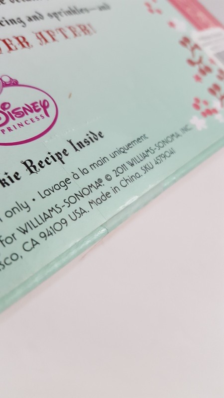 Disney Snow White Cookie Cutter WILLIAM SONOMA Wicked Queen Dopey Grumpy Dwarfs gallery