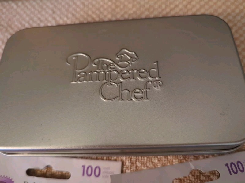 Pampered Chef Creative 8x Mini Cookie Cutters Set W/ Storage Tin Bonus Wilton gallery
