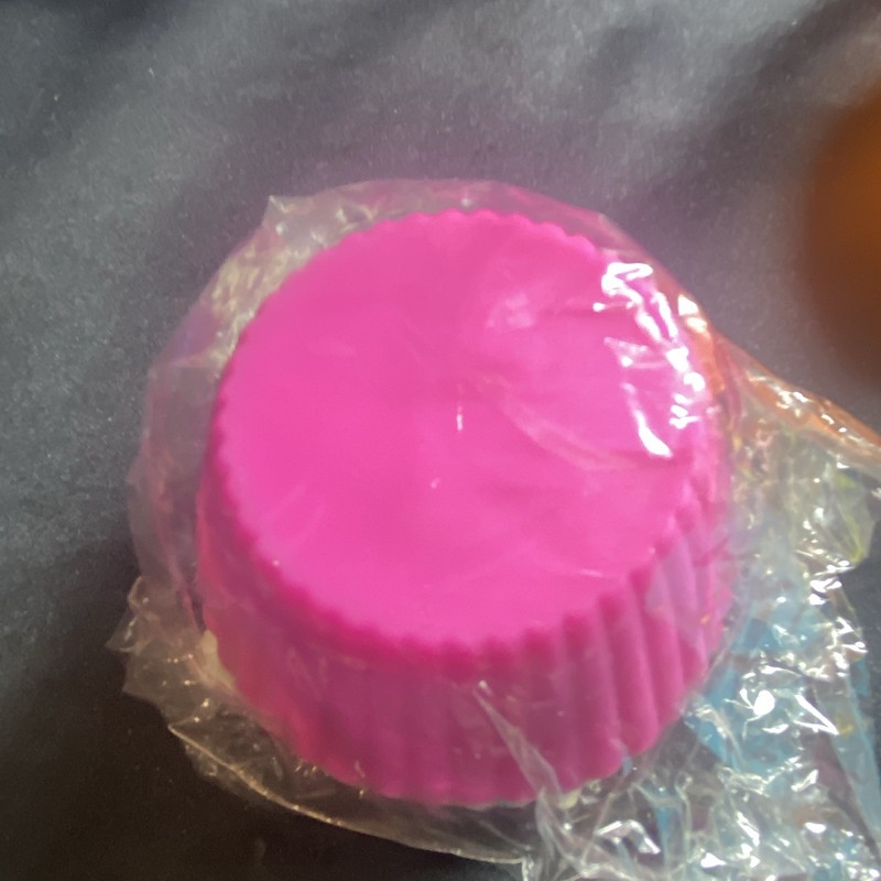 Multicolor Silicone Round Cupcake Liners Set of 12 Dishwasher & Oven Safe gallery