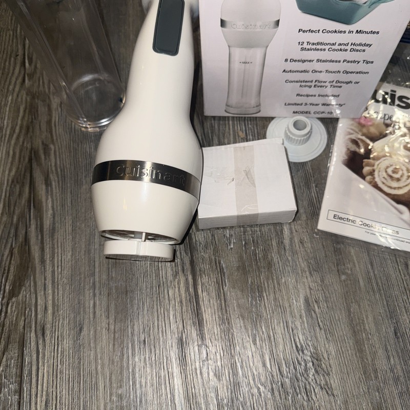 Cuisinart CCP-10 Electric Cookie Press Complete w/ 12 Discs & 8 Decorating Tips gallery