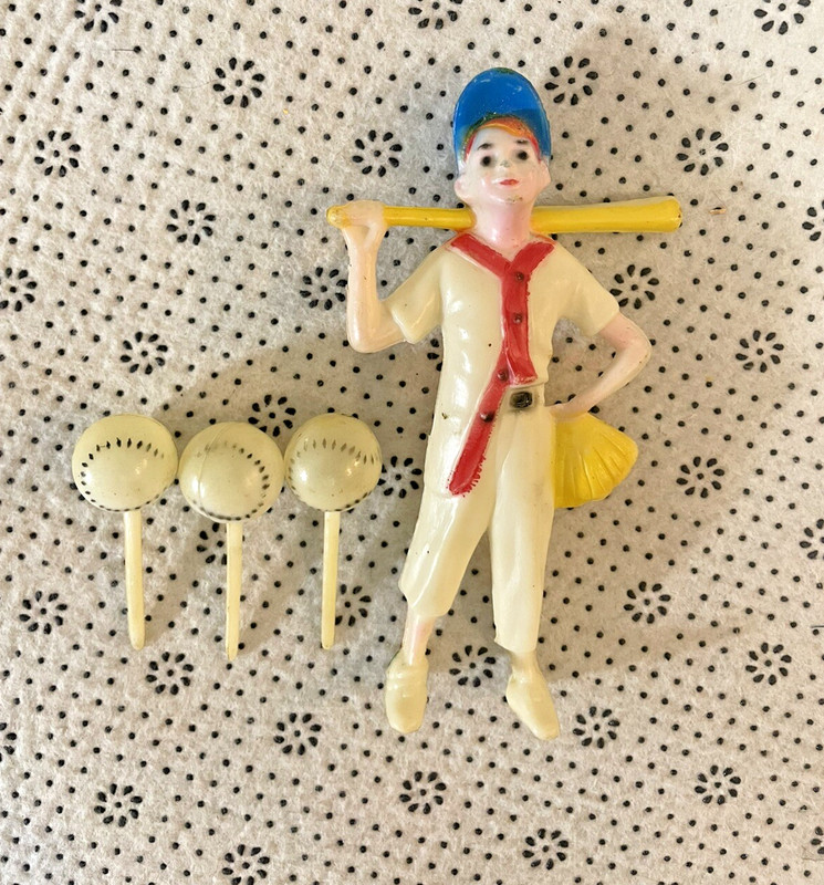 Vintage 1970s Baseball Player 3 Ball Picks Cake Topper