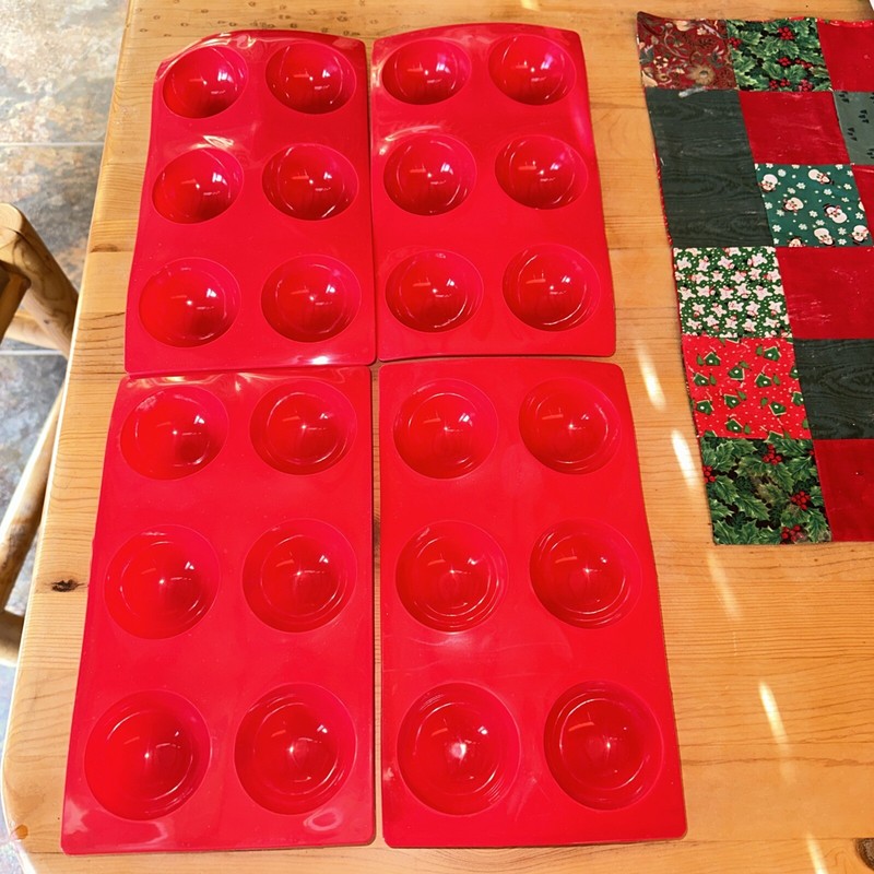 Four-6 Cups Silicone Molds Hot Cocoa Chocolate Bomb Bath Spa Bath Soaking Salts