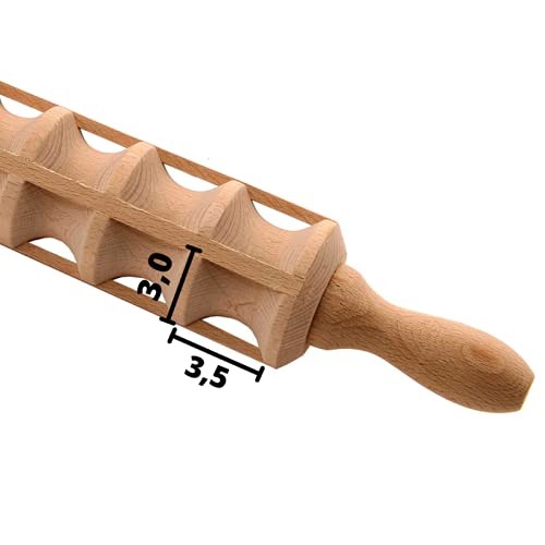 Beechwood Ravioli Rolling Pin, 40 Raviolis, 23.6-Inch gallery