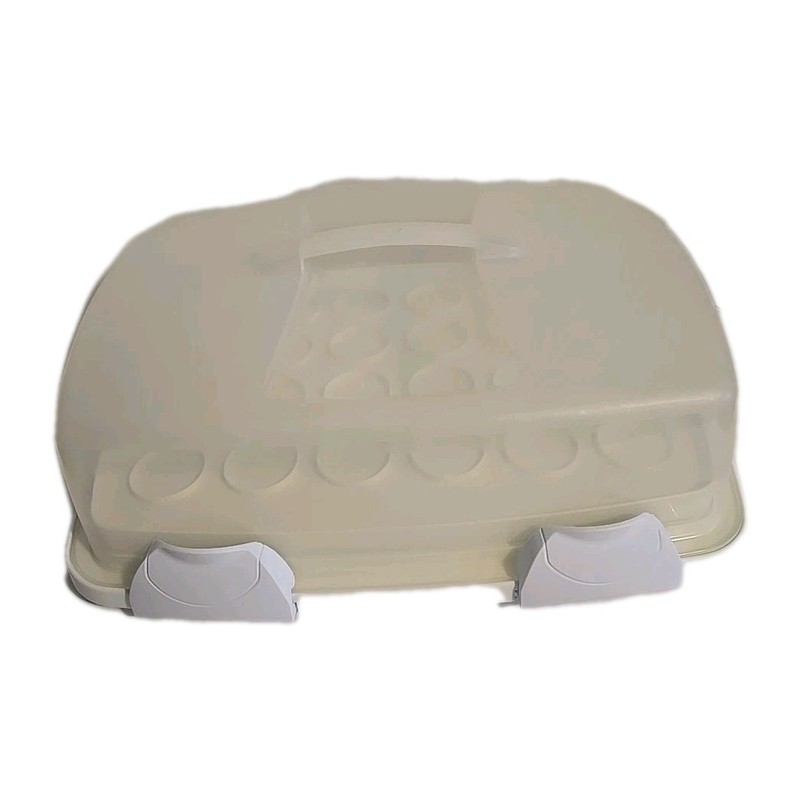 Wilton 3-in-1 Cake & Cupcake Caddy 9″x13″ Sheet Cake,12 Cupcakes 24 Mini’s.