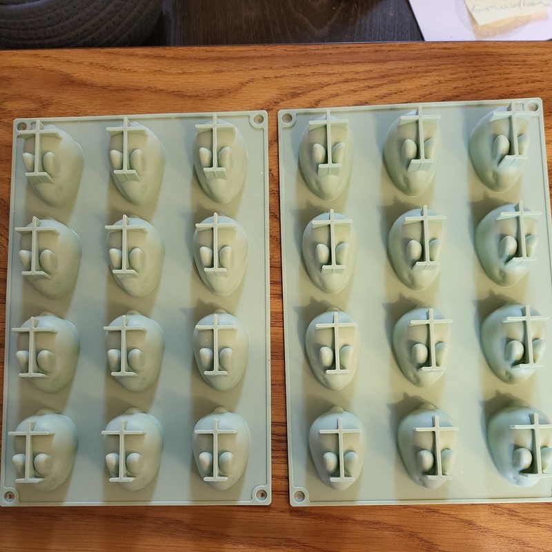 Silicone Bunny Rabbit Candy Cake Pop Mold 12 Cavities, 1.5" - 2PACK gallery