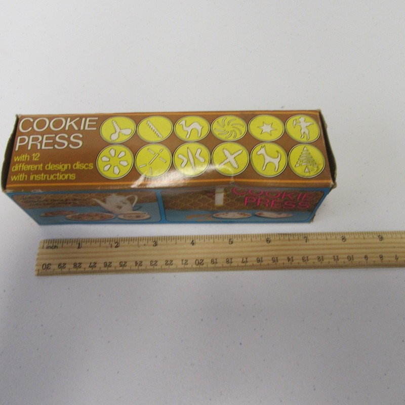 Vintage J.S.N.Y. Cookie Press NR 9747 w/ 12 Design Discs Made in Hong Kong gallery