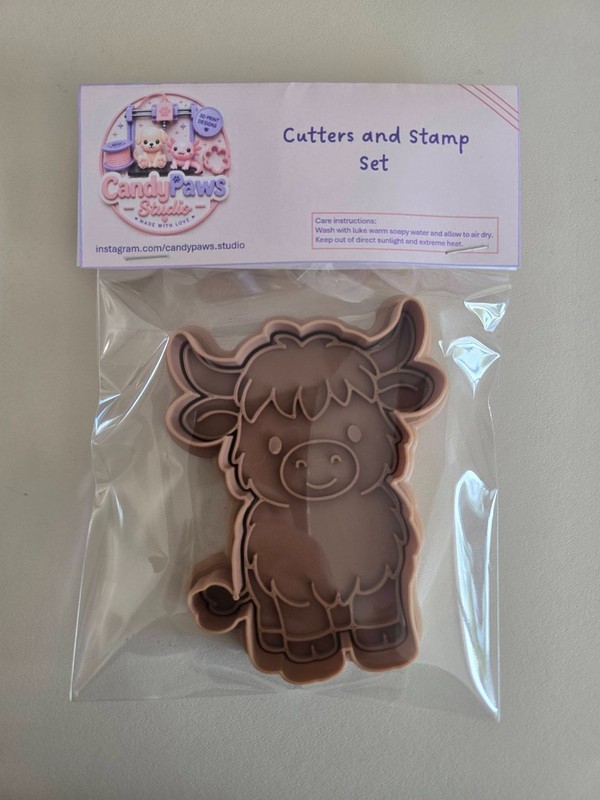 Highland cow 3D Printed Stamp and Cutter Set for cookies or playdoh gallery