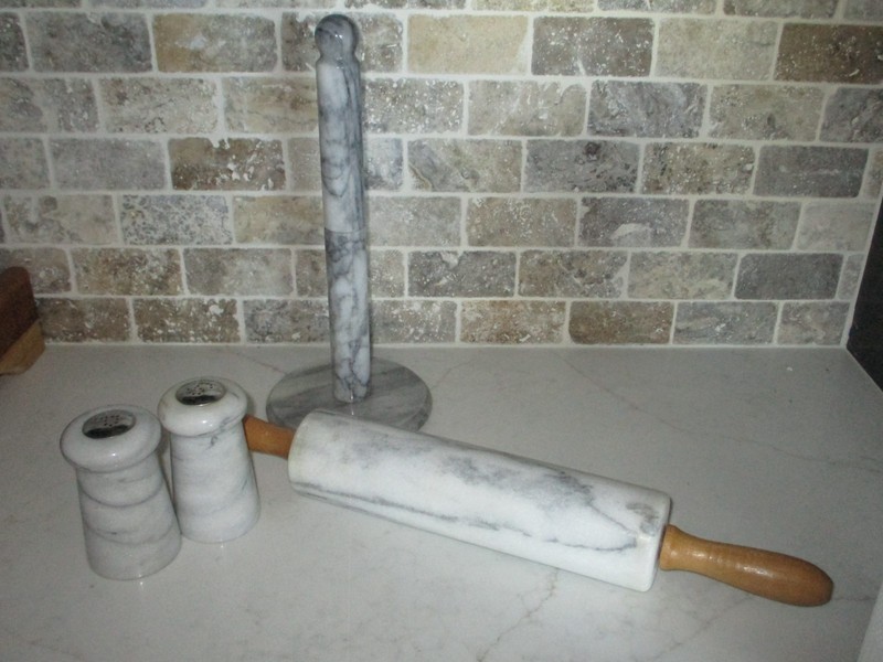 4 pc vintage marble set rolling pin, salt and pepper, paper towel