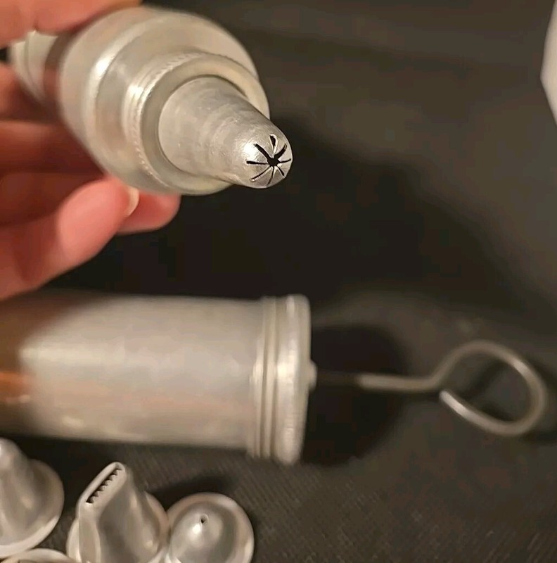 2) Vintage 4" Aluminum Icing Tube Cake Decorator With 9 Tips Farmhouse gallery