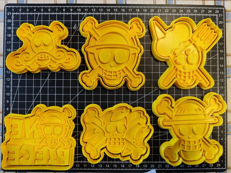 One Piece Cookie Cutter Set Pastry Cookie Molds 3D Plastic New