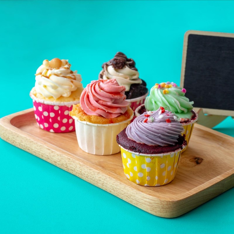 uxcell Mini Metallic Foil Cupcake Liners for 6.5cm x 5cm x 4cm, Blue/Gold gallery