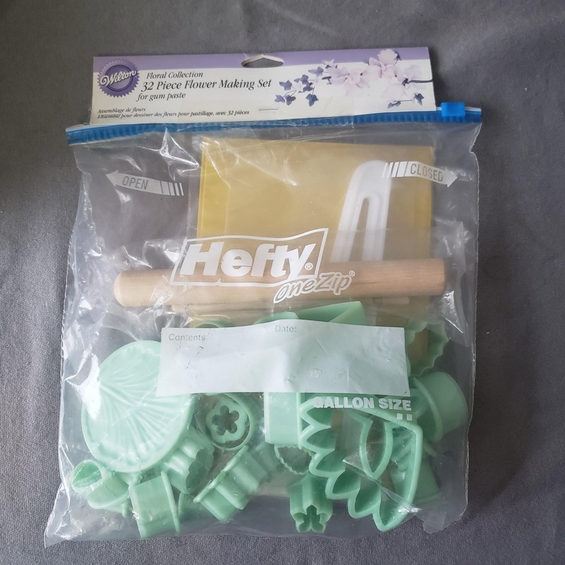 Lot of Wilton Cake Decorating Supplies Fondant Tools Molds Presses gallery