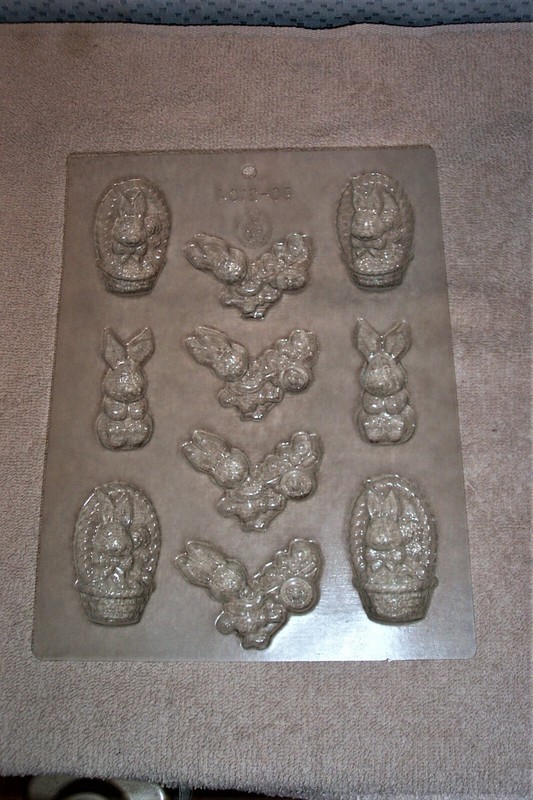 PLASTIC CHOCOLATE ASSORTMENT EASTER BUNNY'S CANDY MOLD CK PRODUCTS # 90-2104 gallery