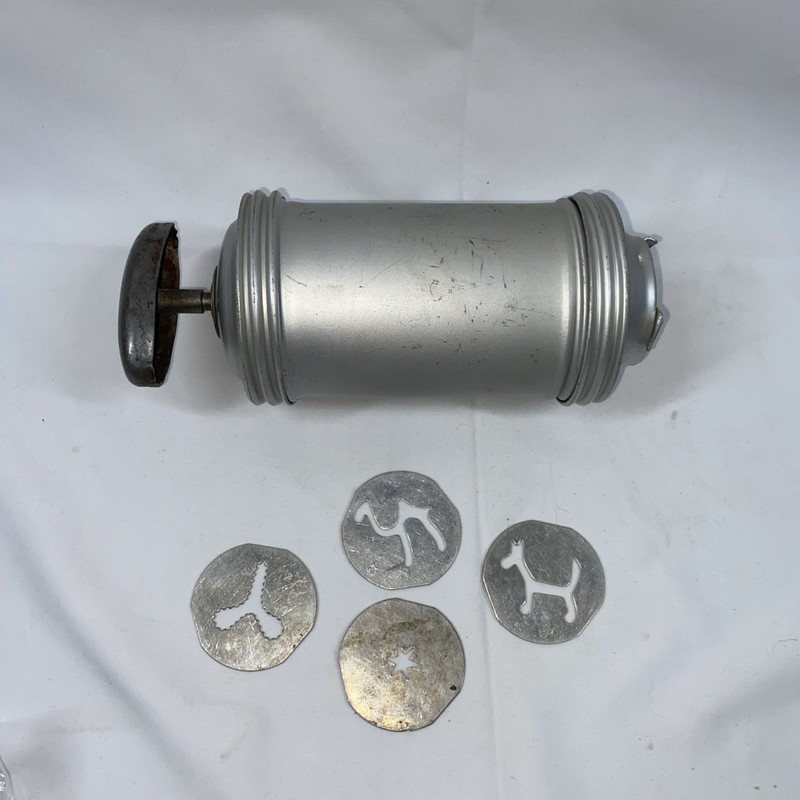 Mirro Brand 1950s Aluminum Cookie and Pastry Press 4 Shapes Vintage